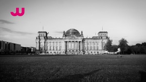 Berlin_4k_Reichstag_Totale